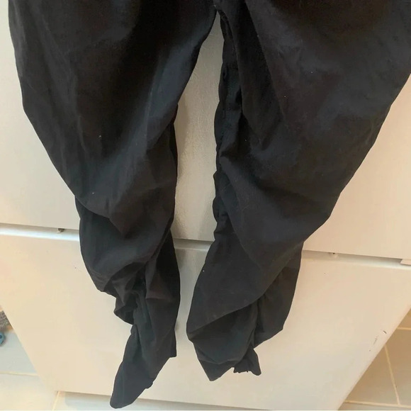Lululemon Kids Ivivva Black Unlined Studio Pants  14 - Picture 6 of 12